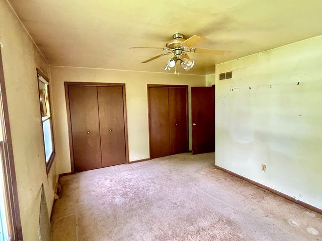 873 Hermitage Drive, Aurora, IL 60506