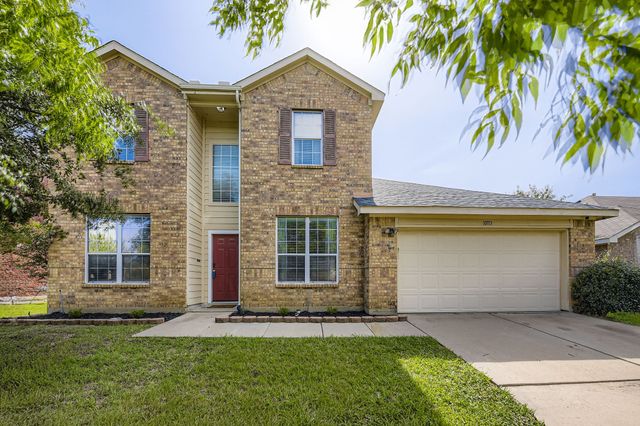10713 Ivy Creek Lane, Fort Worth, TX 76140