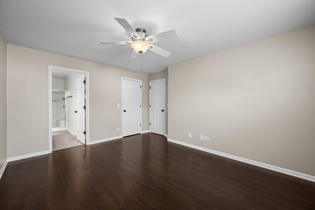 1288 N Red Oak Circle 3, Round Lake Beach, IL 60073