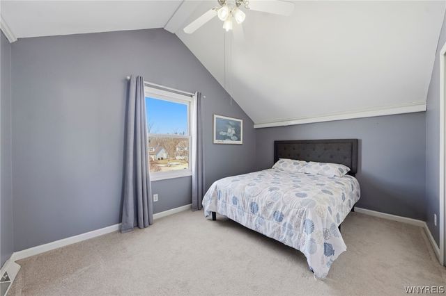 72 Michaels Walk, Lancaster, NY 14086