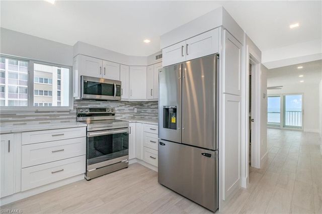 25870 Hickory BLVD 101, Bonita Springs, FL 34134