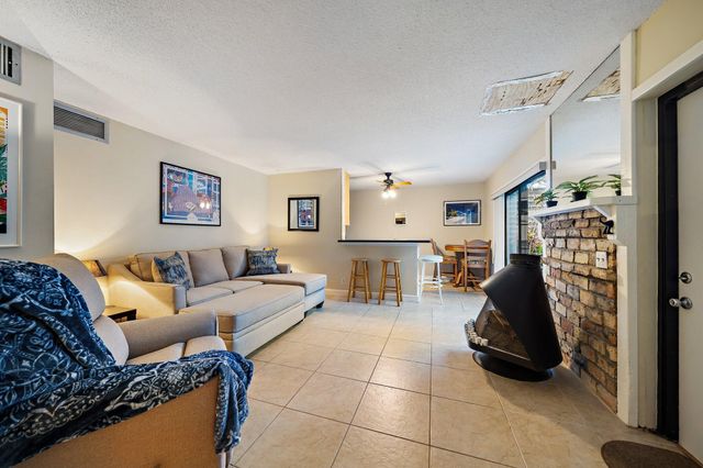 1605 S Us Highway 1 5a, Jupiter, FL 33477