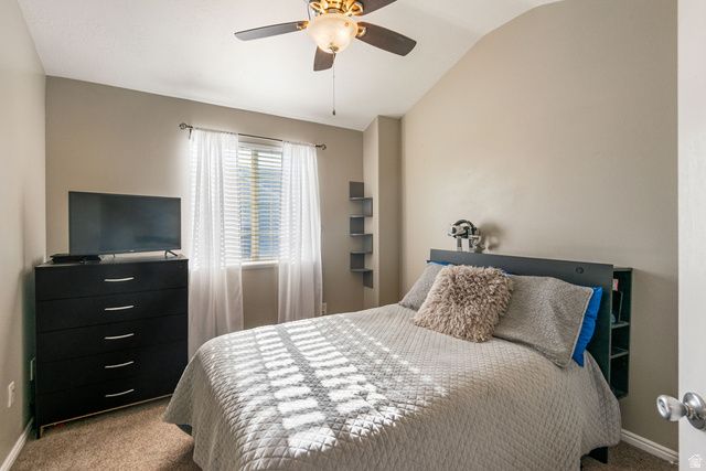 5527 W CALIENTE DR, West Jordan, UT 84081