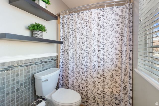 5527 W CALIENTE DR, West Jordan, UT 84081