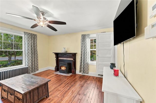 413 Harkney Hill Road, Coventry, RI 02816