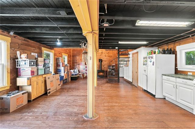 413 Harkney Hill Road, Coventry, RI 02816