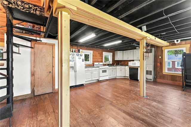 413 Harkney Hill Road, Coventry, RI 02816