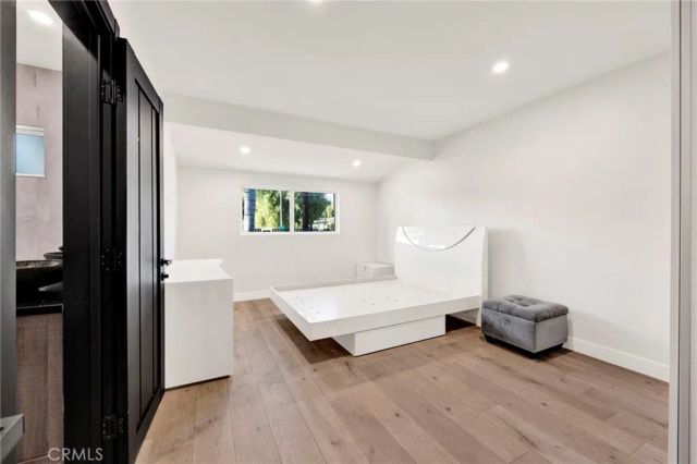 15644 San Fernando Mission, Granada Hills, CA 91344