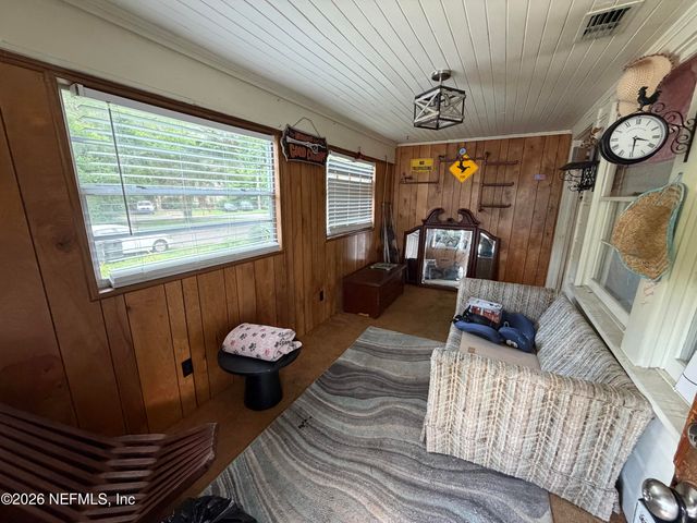 5323 SUNDERLAND Road, Jacksonville, FL 32210