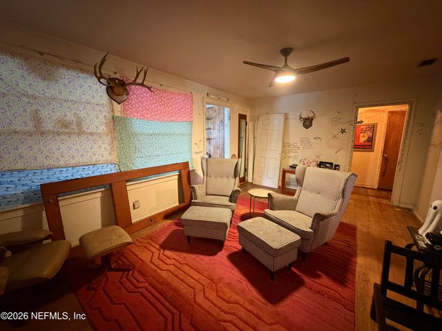 5323 SUNDERLAND Road, Jacksonville, FL 32210
