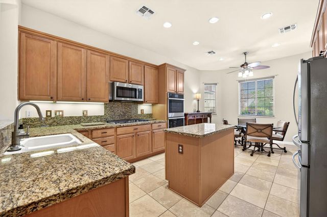 80154 Avenida Santa Olivia, Indio, CA 92203