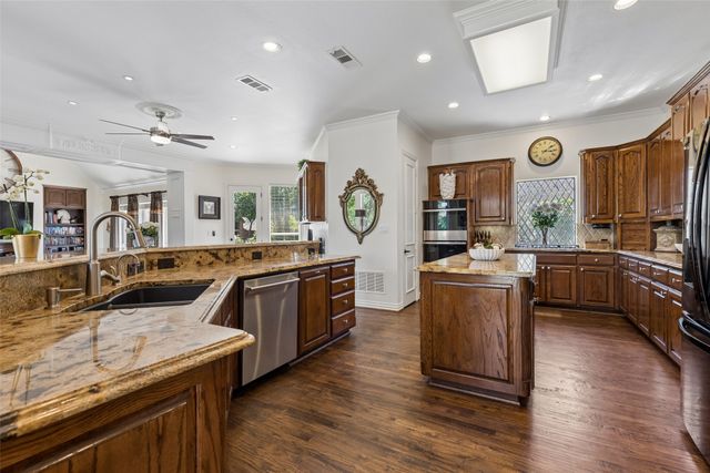 3113 Overlook Circle, Highland Village, TX 75077