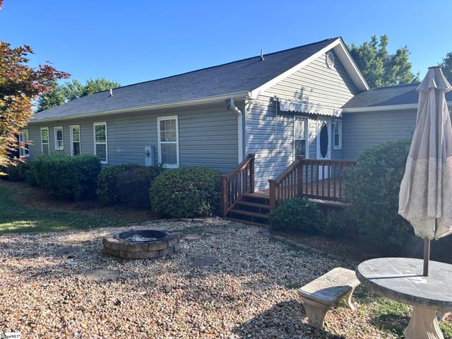 104 N Tiger Court, Travelers Rest, SC 29690