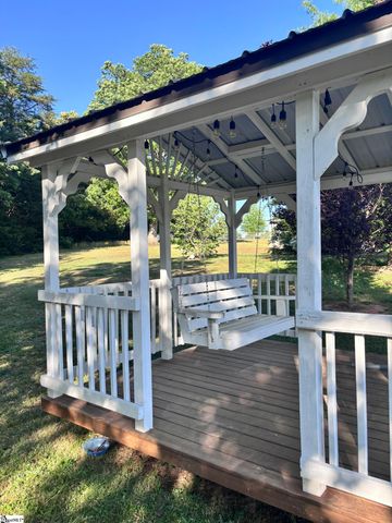 104 N Tiger Court, Travelers Rest, SC 29690