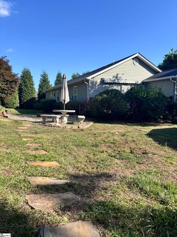 104 N Tiger Court, Travelers Rest, SC 29690
