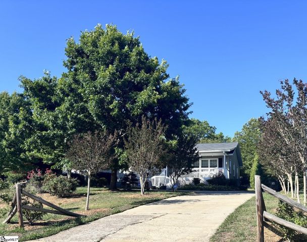 104 N Tiger Court, Travelers Rest, SC 29690