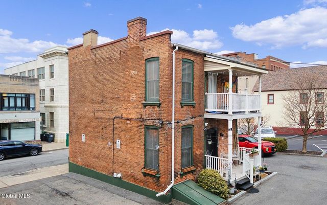 153 Barrett Street, Schenectady, NY 12305