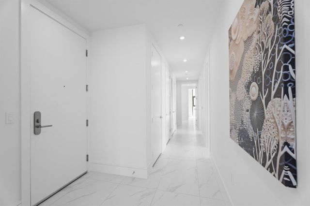 220 Lake Shore Drive 1523, Lake Park, FL 33403
