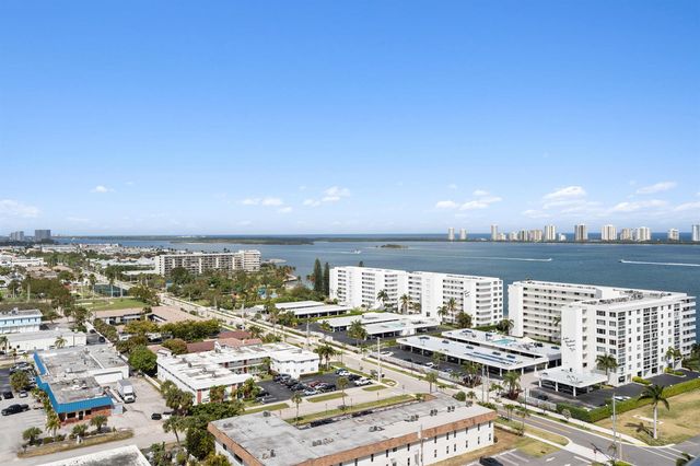 220 Lake Shore Drive 1523, Lake Park, FL 33403