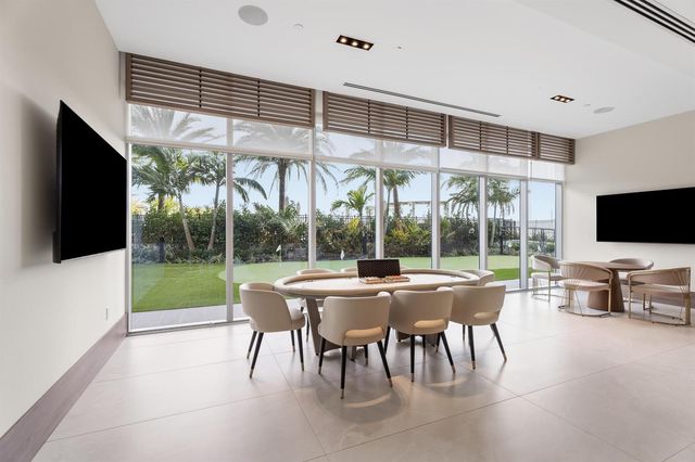 220 Lake Shore Drive 1523, Lake Park, FL 33403