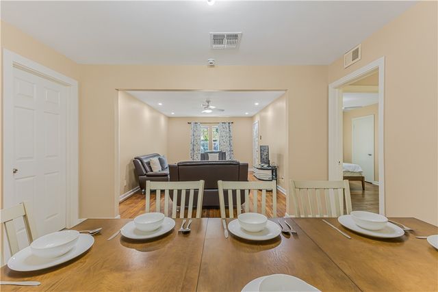 650 McClendon St, Corpus Christi, TX 78404