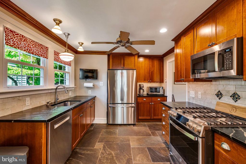 1315 WHEATSHEAF LN, ABINGTON, PA 19001 — photo 5