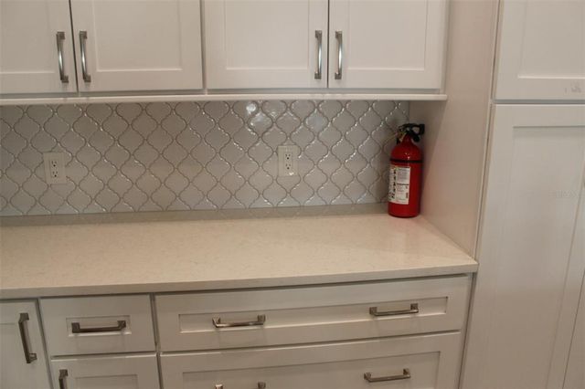 1619 17TH STREET W, Bradenton, FL 34205