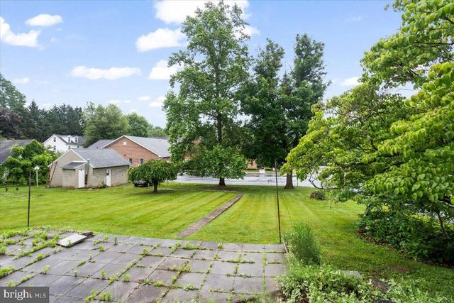 100 2ND ST, Mechanicsburg, PA 17055