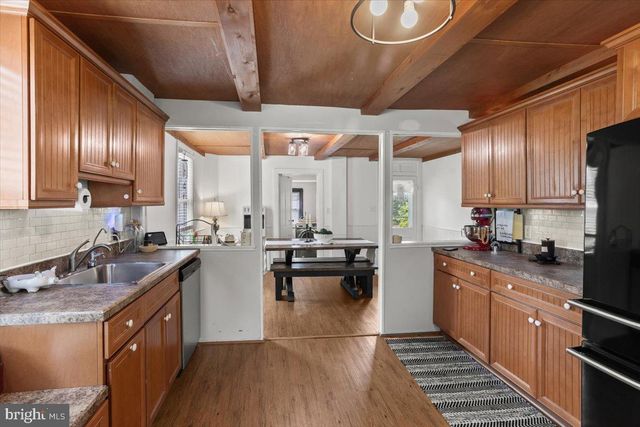 100 2ND ST, Mechanicsburg, PA 17055