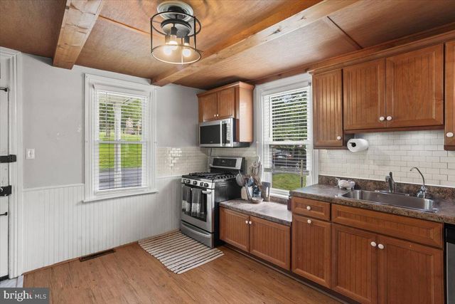 100 2ND ST, Mechanicsburg, PA 17055