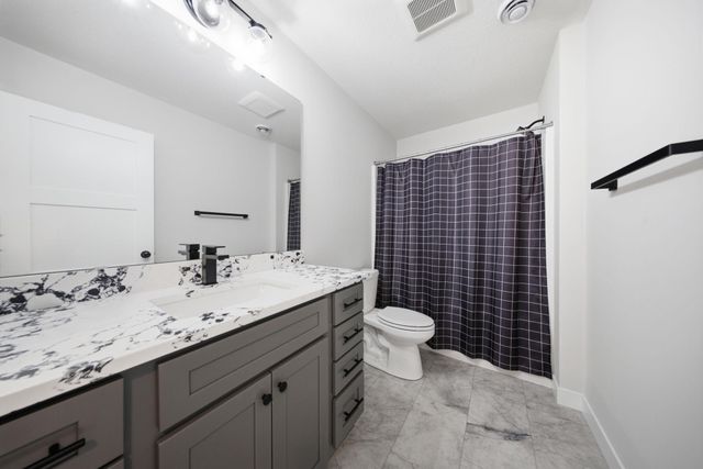 2578 Meadows Drive, River Falls, WI 54022