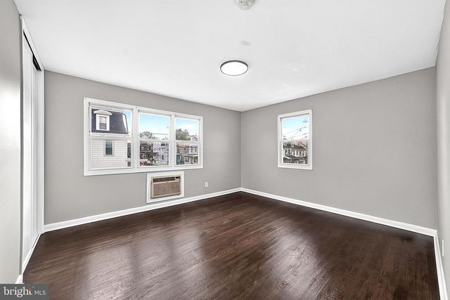 401 BERGEN ST, Gloucester City, NJ 08030