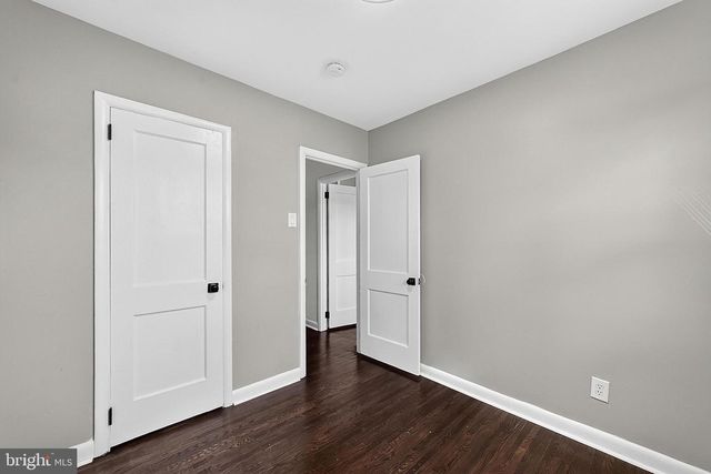 401 BERGEN ST, Gloucester City, NJ 08030