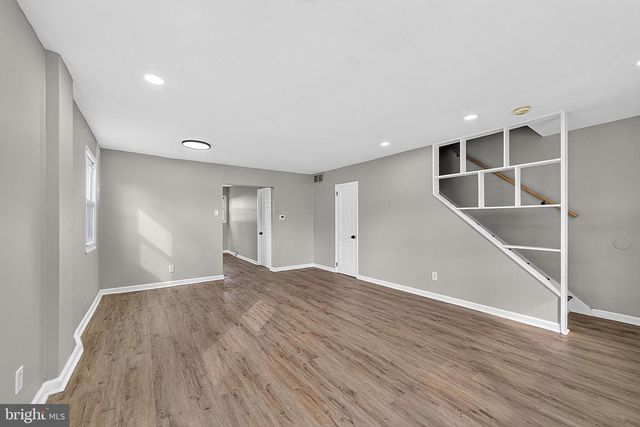 401 BERGEN ST, Gloucester City, NJ 08030