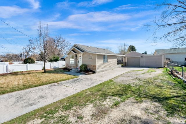 279 W PACIFIC DR, American Fork, UT 84003