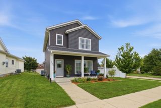 1678 Olde Brandy Lane, Davenport, IA 52807
