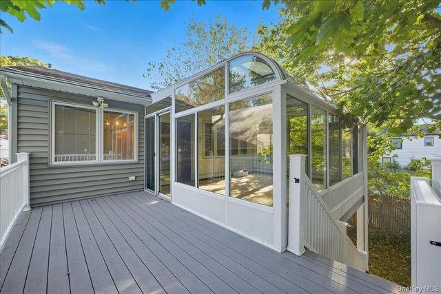 54 Fairfield Avenue, Port Washington, NY 11050