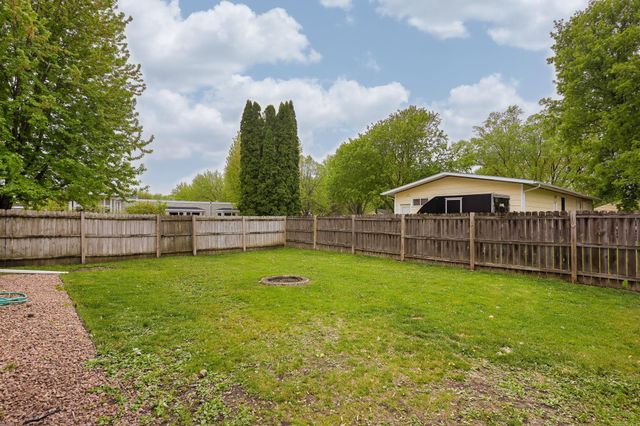 5510 Bryant Street, Maple Plain, MN 55359