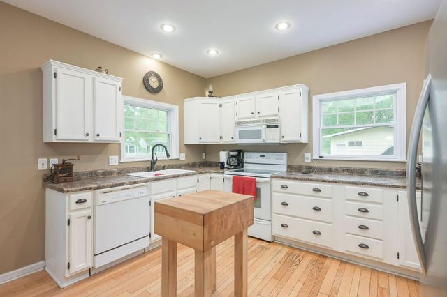 5510 Bryant Street, Maple Plain, MN 55359