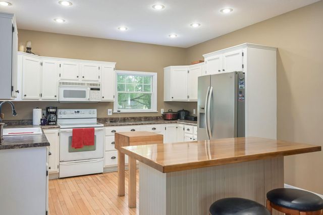 5510 Bryant Street, Maple Plain, MN 55359
