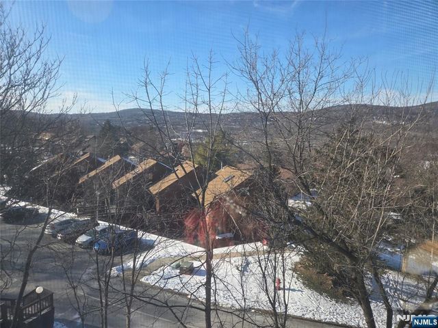 23 Wimbledon Drive 10, Vernon, NJ 07462