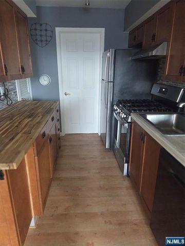 23 Wimbledon Drive 10, Vernon, NJ 07462