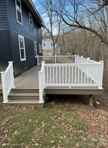 95 Grassy View Road, Candler, NC 28715