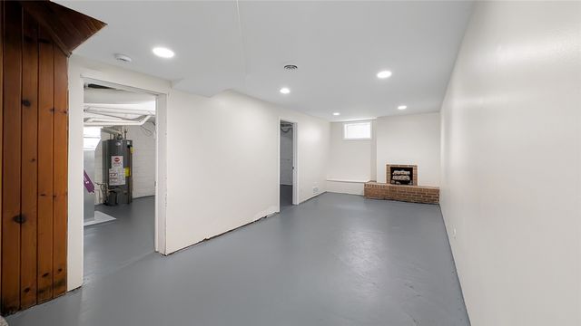 343 58th Street, Des Moines, IA 50312