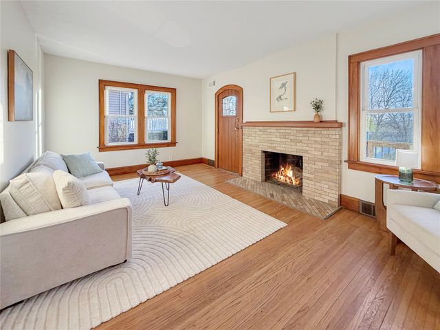 343 58th Street, Des Moines, IA 50312