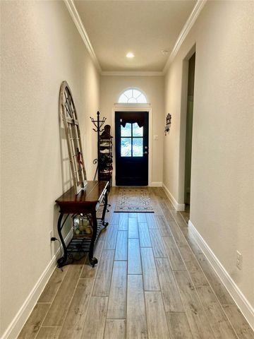 12106 Champions Forest Drive, Mont Belvieu, TX 77535
