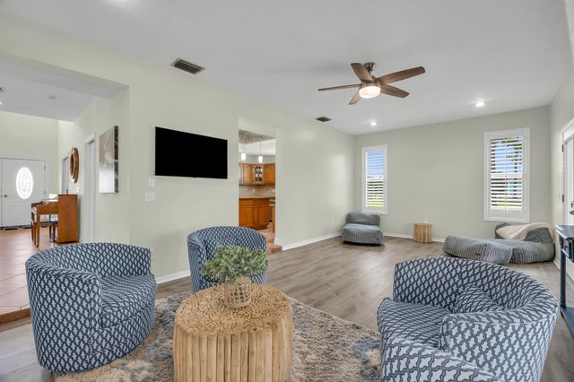 10206 SW Yuma Terrace, Palm City, FL 34990