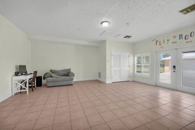 10206 SW Yuma Terrace, Palm City, FL 34990
