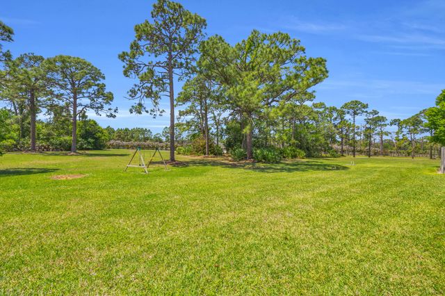 10206 SW Yuma Terrace, Palm City, FL 34990