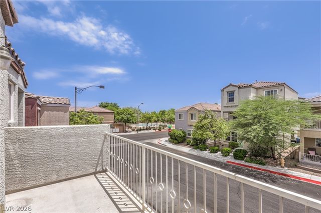 9052 Silk Threads Avenue, Las Vegas, NV 89149